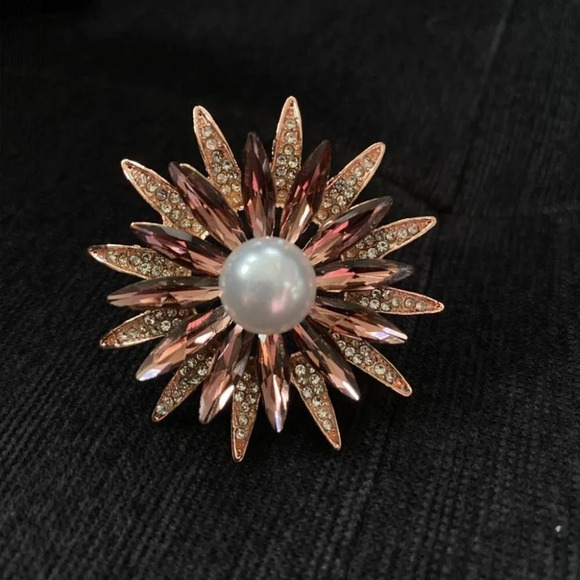 Starburst  Sparkly Floral Snowflake Brooch with Faux Pearl and Burgundy Navettes - Picture 10 of 10